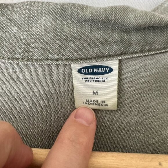 Button-Up Tunic Dress - Picture 3 of 4